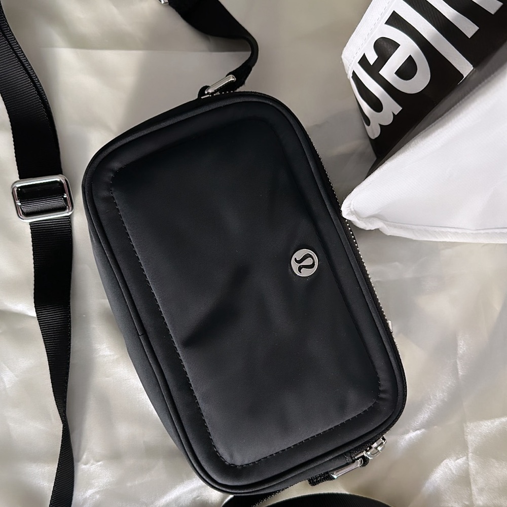 Lululemon Crossbody